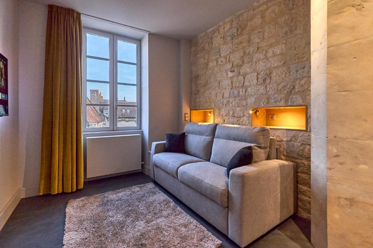 Appartement Montagnon - Les Suites Du Palais - Classe 4 Etoiles, Parking Prive, Vue Cathedrale, 3 Chambres, Primo C0Nciergerie Nevers Buitenkant foto