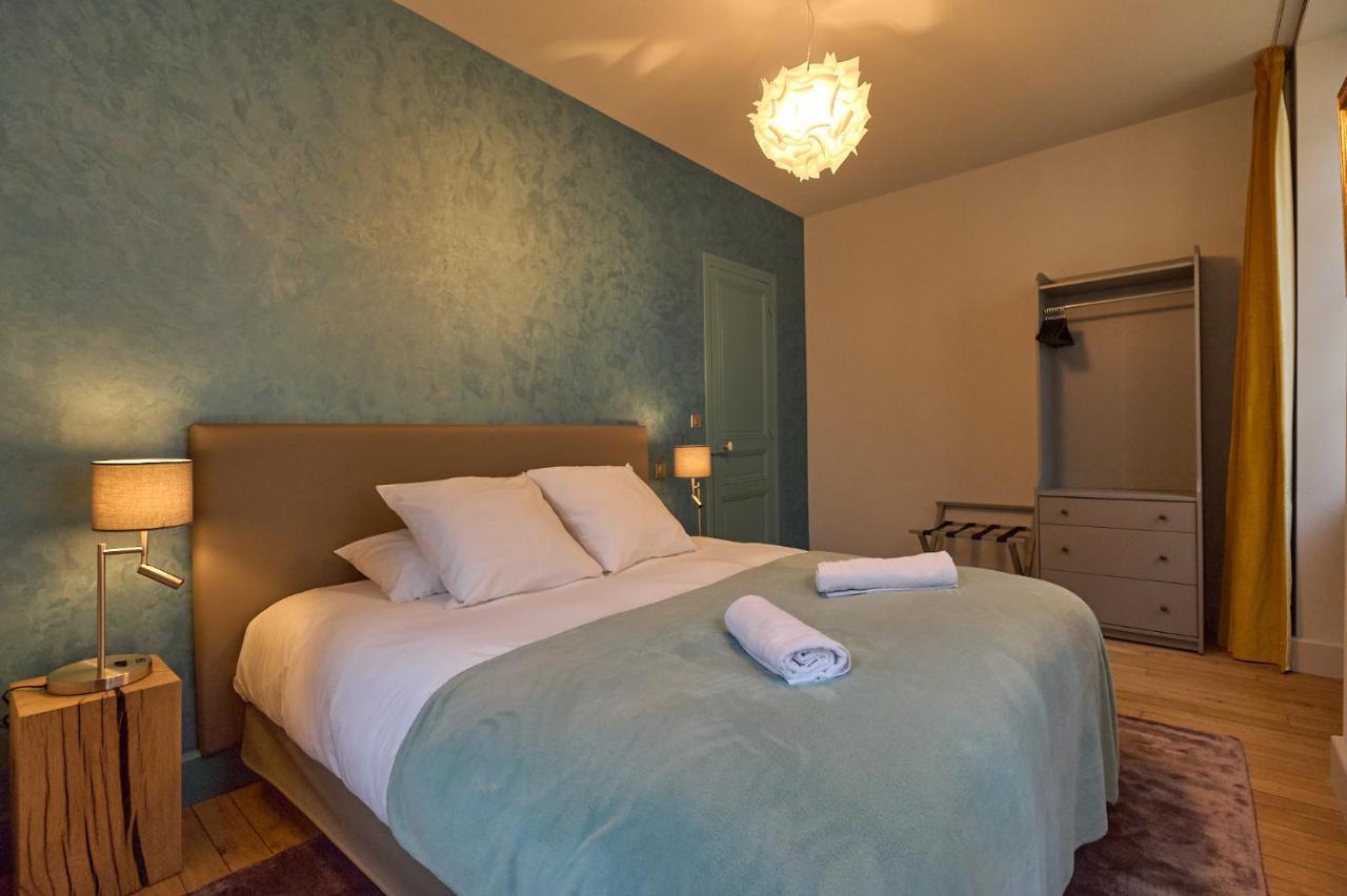 Appartement Montagnon - Les Suites Du Palais - Classe 4 Etoiles, Parking Prive, Vue Cathedrale, 3 Chambres, Primo C0Nciergerie Nevers Buitenkant foto