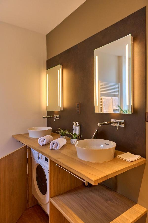 Appartement Montagnon - Les Suites Du Palais - Classe 4 Etoiles, Parking Prive, Vue Cathedrale, 3 Chambres, Primo C0Nciergerie Nevers Buitenkant foto