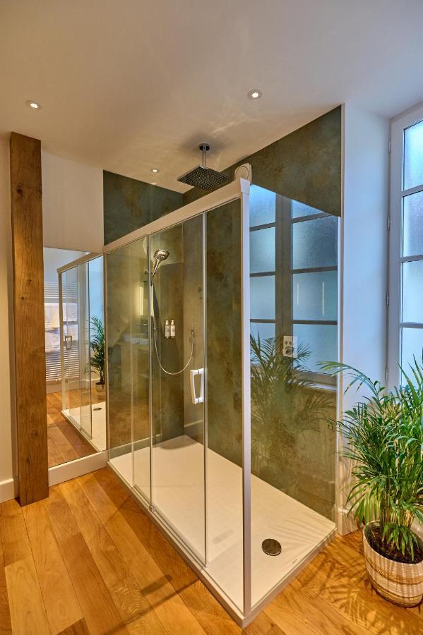 Appartement Montagnon - Les Suites Du Palais - Classe 4 Etoiles, Parking Prive, Vue Cathedrale, 3 Chambres, Primo C0Nciergerie Nevers Buitenkant foto