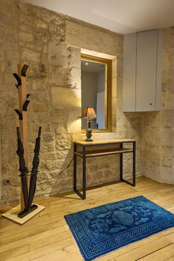 Appartement Montagnon - Les Suites Du Palais - Classe 4 Etoiles, Parking Prive, Vue Cathedrale, 3 Chambres, Primo C0Nciergerie Nevers Buitenkant foto